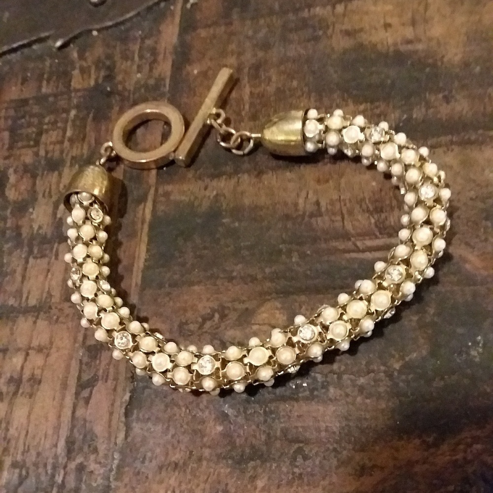 Anne Klein Gold Bracelet with Pearls and Crystals